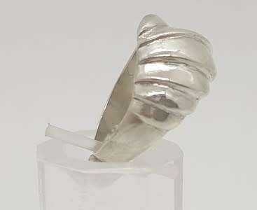 925 Sterling Silver Ring weight 3,9g as per photo