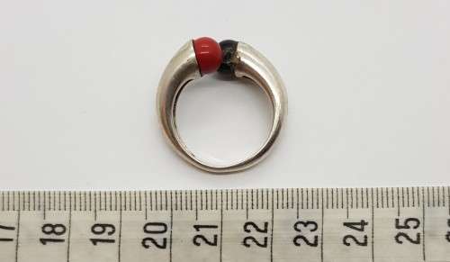 925 Sterling Silver Ring weight 7.3g size Q as per photo