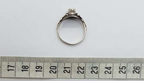 925 Sterling Silver Ring weight 2.3g size Q as per photo