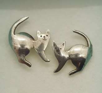 925 Sterling Silver Pussycat Earrings weight 2.3g as per photo