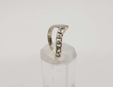 925 Sterling Silver Wishbone Ring weight 1.4g as per photo