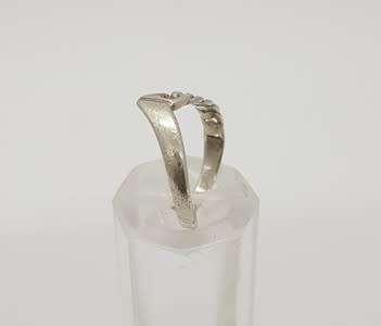 925 Sterling Silver Wishbone Ring weight 1.4g as per photo