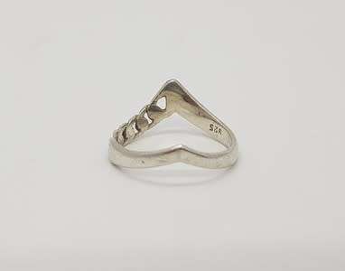 925 Sterling Silver Wishbone Ring weight 1.4g as per photo