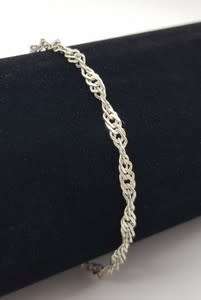 925 Sterling Silver Bracelet weight 2.2g as per photo