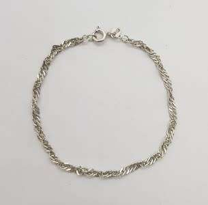 925 Sterling Silver Bracelet weight 2.2g as per photo