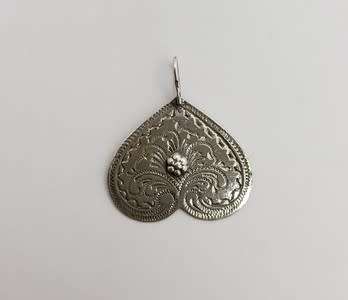 925 Sterling Silver Vintage Heart Pendant weight 2.8g as per photo