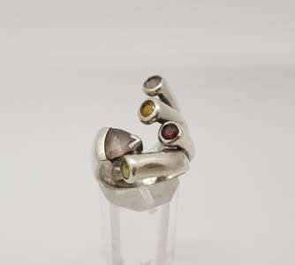 925 Sterling Silver Vintage Ring with Retro Semi-Precious Stones weight 14g as per photo