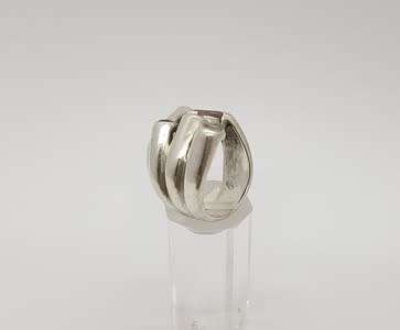 925 Sterling Silver Vintage Ring with Retro Semi-Precious Stones weight 14g as per photo