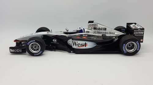 Paul's Model Art MiniChamps Mclaren Mercedes Model Car Scale 1/18, missing fin as per photo