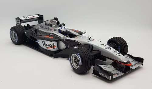 Paul's Model Art MiniChamps Mclaren Mercedes Model Car Scale 1/18, missing fin as per photo