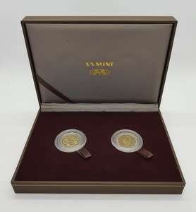 Nelson Mandela Commerative R5 Coin Set as per photo