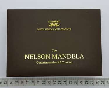 Nelson Mandela Commerative R5 Coin Set as per photo
