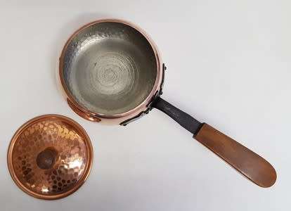 Stokli-Netstal Vintage Hammered Copper pot with lid, Swiss made as per photo