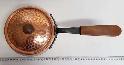 Stokli-Netstal Vintage Hammered Copper pot with lid, Swiss made as per photo