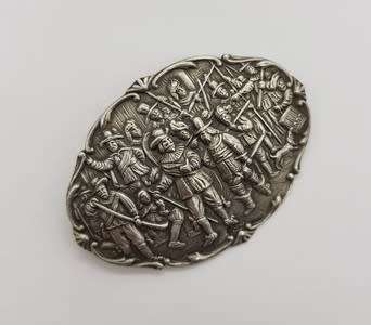 Antique Dutch Repousse Brooch - Silver 900 - Rembrandt`s Night Watch weight 13.5g(6cmx4cm) asp