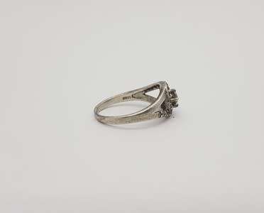 925 Sterling Silver Ring Size N Weight 2.3g as per photo