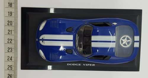 delPrado 1996 Dodge Viper, missing both mirrors as per photo