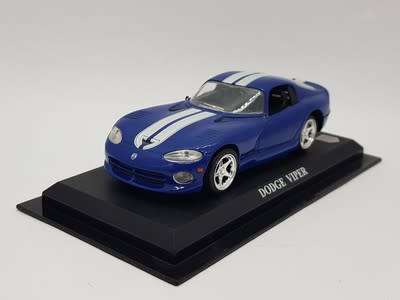 delPrado 1996 Dodge Viper, missing both mirrors as per photo