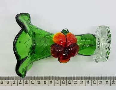 Murano vase made in Italy height 11.5cm as per photo