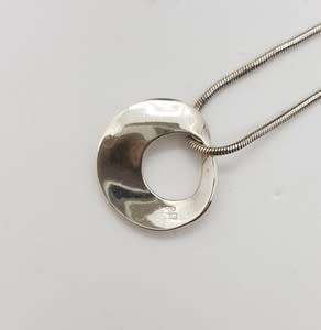 Sterling silver pendant and chain - 121 g  33 cm - as per photo