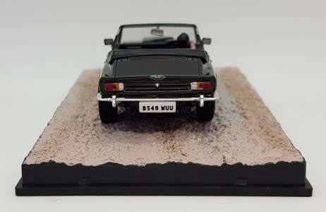 Aston Martin V8 Vantage - The Living daylights model car - as per photo