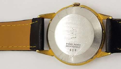 Dulux antimagnetic wind-up men`s watch, working - as per photo