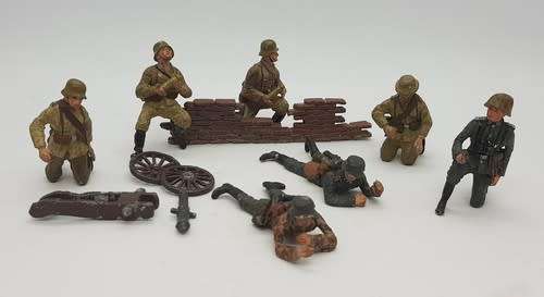 Lot of 7 painted lead soldiers as per photo