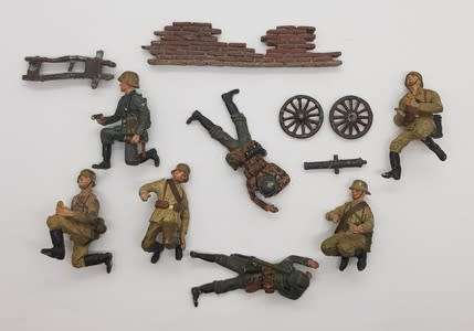 Lot of 7 painted lead soldiers as per photo