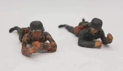 Lot of 7 painted lead soldiers as per photo
