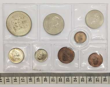 1976 South Africa uncirculated mint pack - as per scan