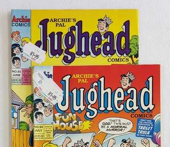 Lot of 2 Archie comics - Jughead comics - as per photo