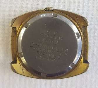 Citizen wind up mens watch - no strap and cracked glass - as per photo