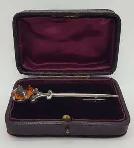 Vintage Scottish Silver Citrine Hallmarked Kilt Pin/Brooch 7cm weight 6.5g as per photo