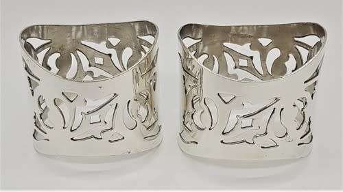Pair of Vintage Silver plated napkin rings as per photo