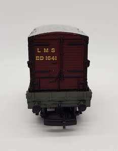 Bachmann 1 Plank wagon with large container 00 Gauge in box as per photo