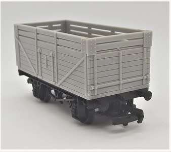 Bachmann 9 Plank wagon undecorated 00 Gauge in box as per photo