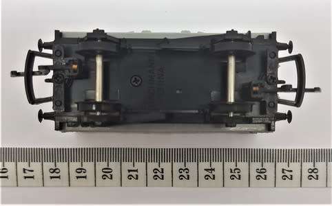 Bachmann 9 Plank wagon undecorated 00 Gauge in box as per photo