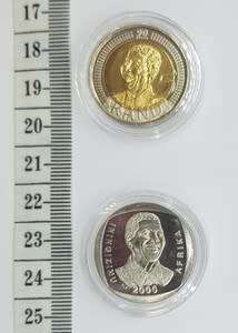 NELSON MANDELA Commemorative R5 Coin Set - as per photo