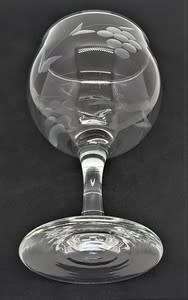 Lot of 6 Vintage Etched Wine Glasses 15cm- as per photo