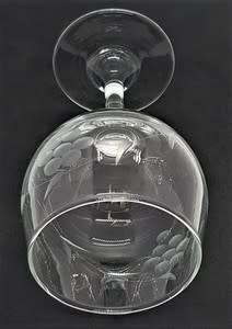 Lot of 6 Vintage Etched Wine Glasses 15cm- as per photo