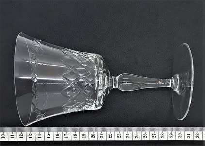 Lot of 4 Wine Glasses 16 cm - as per photo