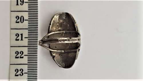 925 Sterling Silver Ring weight 8.1g size S as per photo