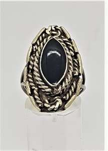 925 Sterling Silver Ring weight 8.1g size S as per photo