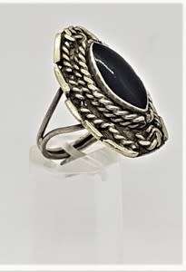 925 Sterling Silver Ring weight 8.1g size S as per photo