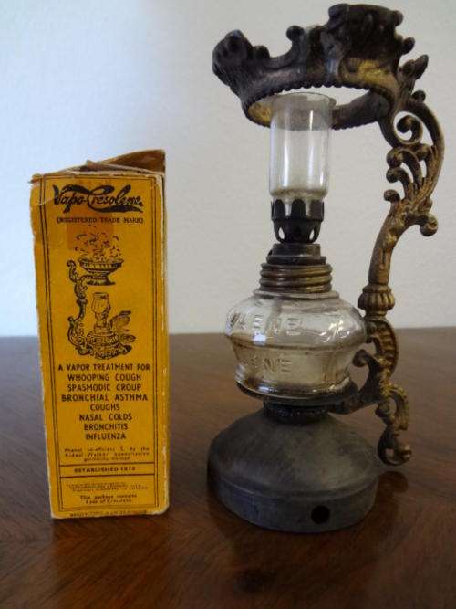 Original vapour Presolene medicine and complete burner lamp, in very good condition
