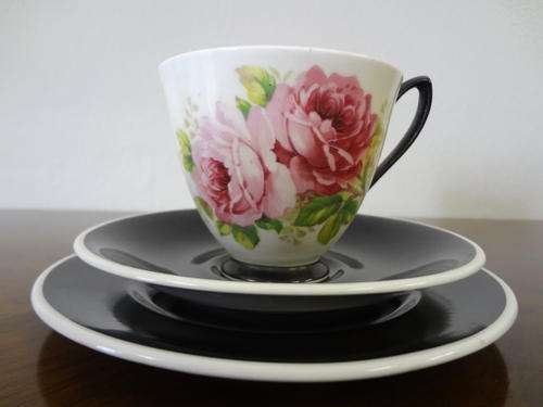 Porcelain cup, saucer and side plate, Royal Albert, American Beauty, set of 3 as per scan