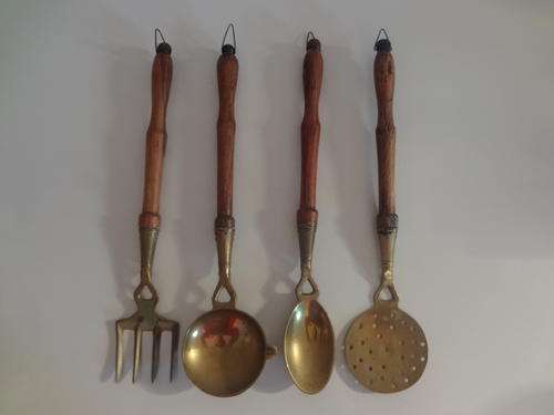 Set of 4 brass utensils as per photo