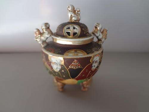 Porcelain Chinese incense burner, very old, height 15cm PRICE REDUCED