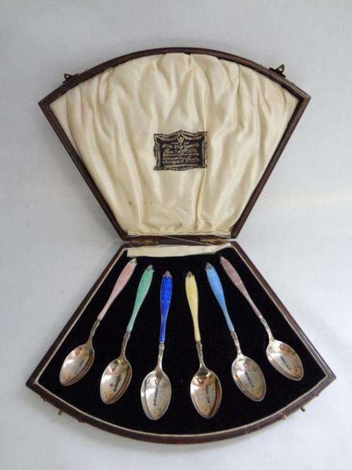 Set of 6 Hallmark Silver Biat & Co. spoons in box - as per photo