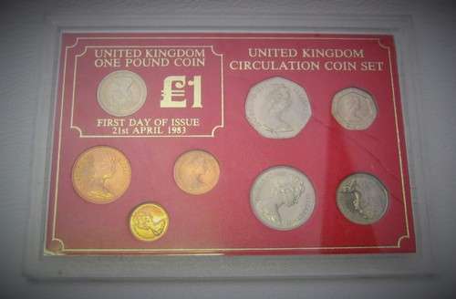 United Kingdom 1 Pound coin set - 1st day of issue 21st April 1983 - as per photo